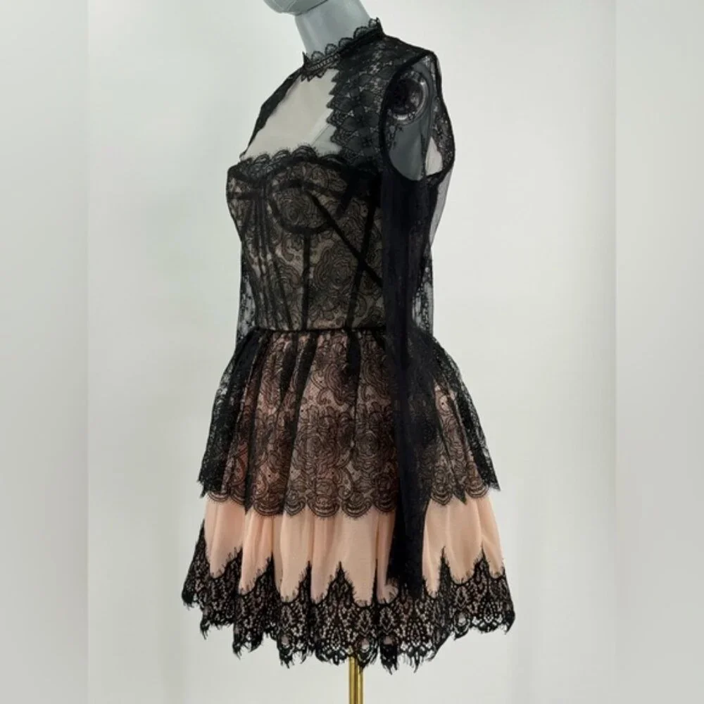 🆕 BRONX & BANCO 🧿 NWOT Daphne Illusion Lace Long Sleeve Mini Dress, Sz M US 6 - Picture 9 of 13